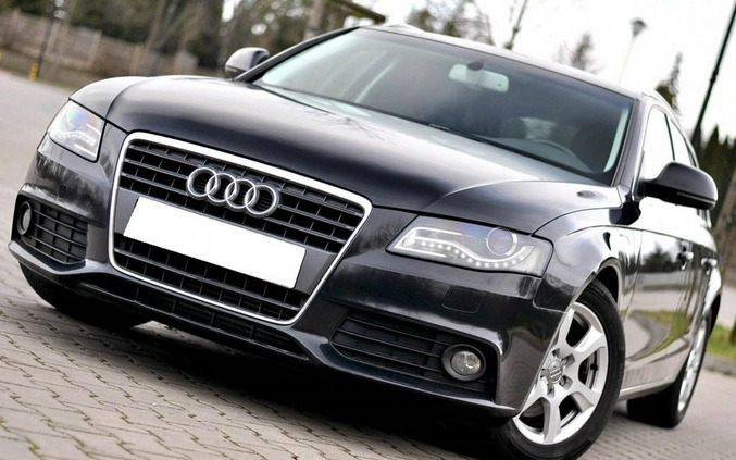 Audi A4 cena 31900 przebieg: 250000, rok produkcji 2008 z Czeladź małe 466